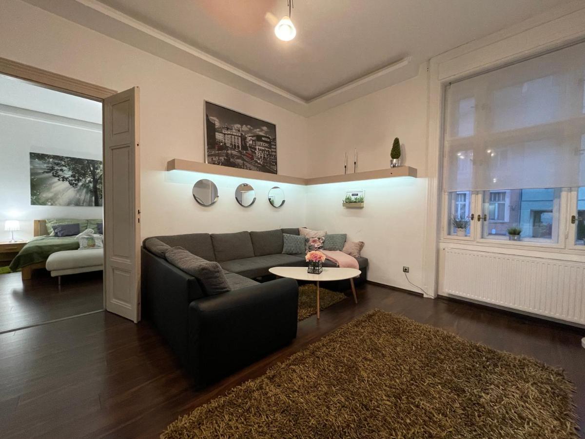 St3 Apartman Szeged Buitenkant foto