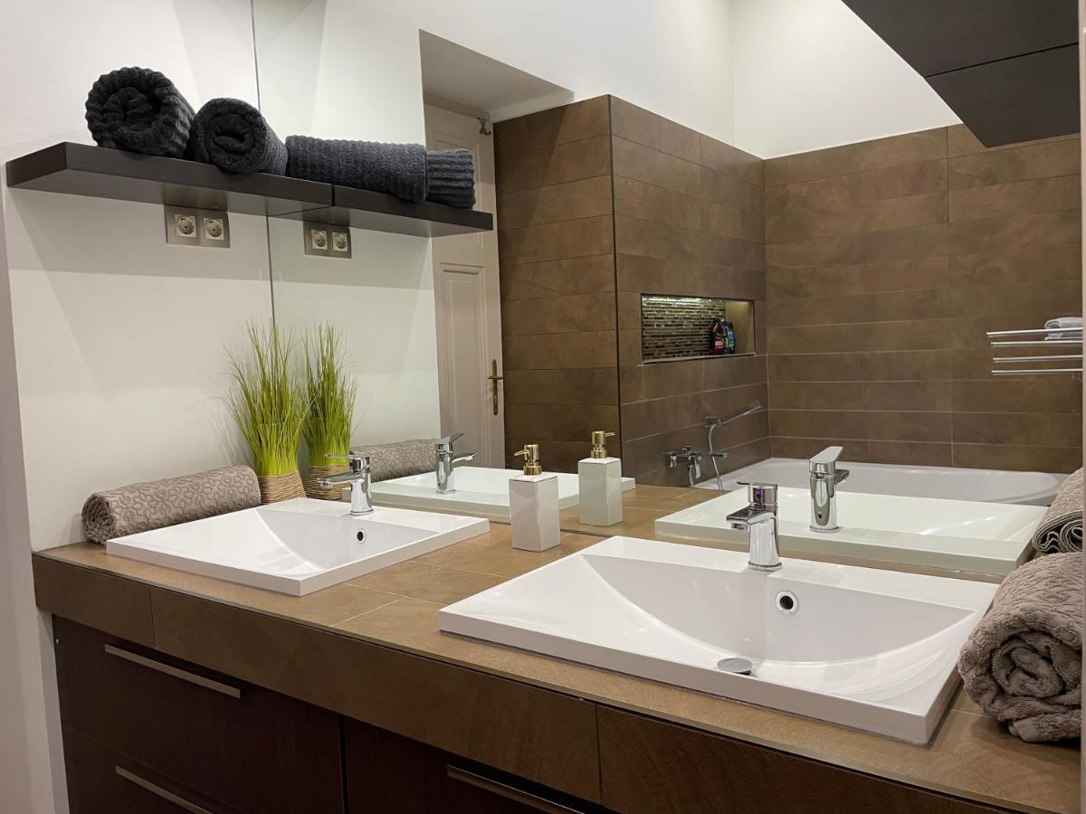 St3 Apartman Szeged Buitenkant foto